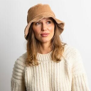 Hat Attack NWT Reversible Faux Shearling Bucket Hat Sherpa Natural
